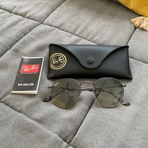 Ray-Ban Black Metal Rounded Sunglasses